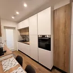 Apartment App4rent Family House Sea View - Cima 7