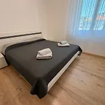 App4rent Family House Sea View - Cima 7 Apartment